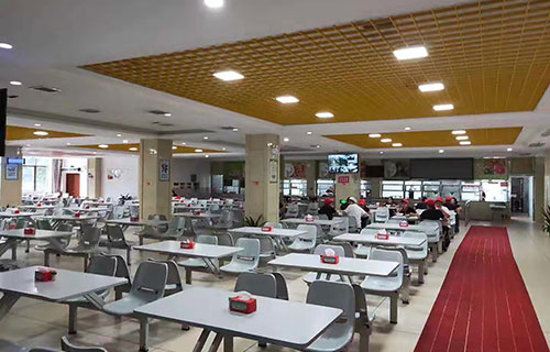 1654184218109150.jpg 食堂2.jpg