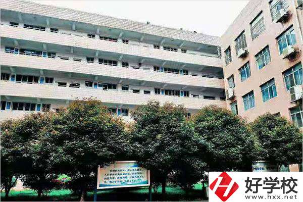 岳陽有哪些計算機中職可以就讀？計算機專業(yè)好就業(yè)嗎？
