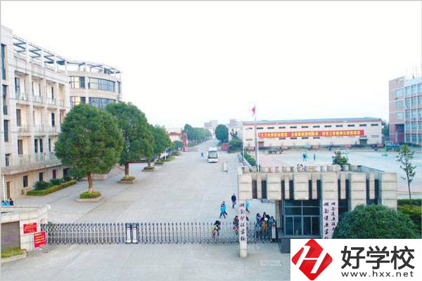 湖南有什么中專學(xué)?？梢詫W(xué)醫(yī)?中職學(xué)醫(yī)要提高學(xué)歷嗎?