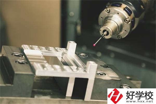 衡陽技校排名前三的專業(yè)是什么？好就業(yè)嗎？