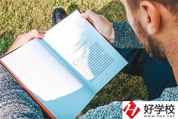 非湖南戶籍可以在長(zhǎng)沙讀職高嗎？上職高有用嗎？