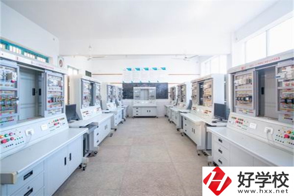 邵陽(yáng)設(shè)計(jì)重點(diǎn)中專有哪幾所？有什么辦學(xué)特色？