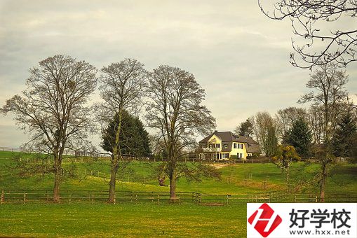 想學民族音樂與舞蹈？湘西州的這所中職學?？梢钥纯?></a></div>
            <dt><a href=