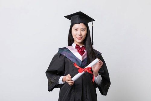 大連理工大學(xué)專升本學(xué)費(fèi)是多少？