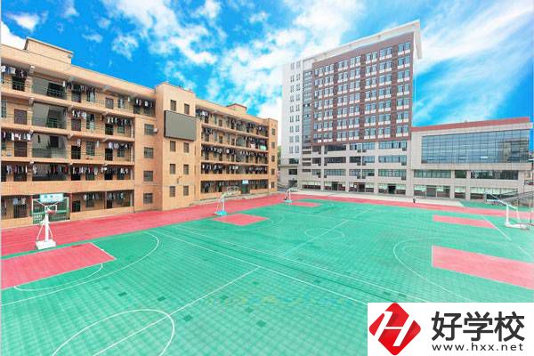 湖南省經(jīng)濟(jì)貿(mào)易職業(yè)中專(zhuān)學(xué)校在哪里？怎么樣？