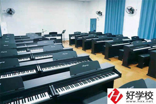 邵陽有什么辦學(xué)條件比較好的中專？宿舍怎么樣？