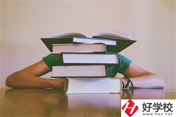 湖南參加中考對選職校的重要性，怎么才能選到好學(xué)校？