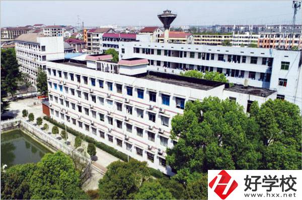 益陽(yáng)衛(wèi)生職業(yè)技術(shù)學(xué)院辦學(xué)性質(zhì)是什么？就業(yè)前景如何？