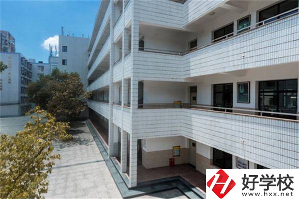 長沙有哪些職?？梢詫W建筑工程專業(yè)？有什么辦學優(yōu)勢？