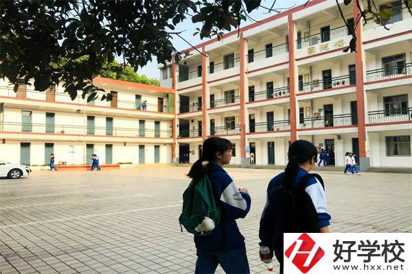 長沙航天學(xué)校有什么專業(yè)推薦？可以免學(xué)費(fèi)就讀嗎？
