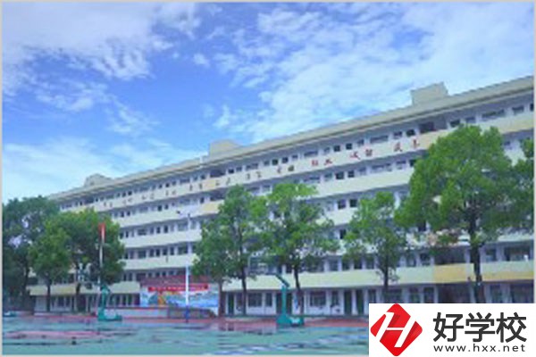 郴州綜合職業(yè)中專是公辦的嗎？學(xué)費(fèi)貴嗎？