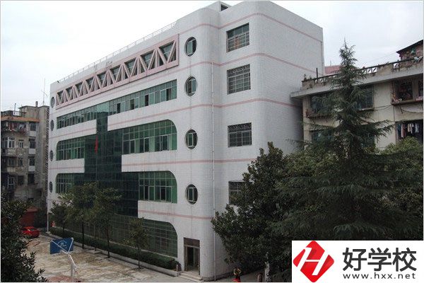 湘西有沒有公辦藝術(shù)學(xué)校？學(xué)藝術(shù)有什么出路？