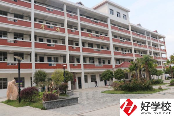 永州市綜合職業(yè)中等專業(yè)學(xué)校好不好？宿舍怎么樣？