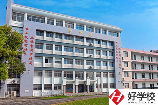 株洲人工智能職業(yè)技術(shù)學校設(shè)備怎樣？有什么辦學特色？