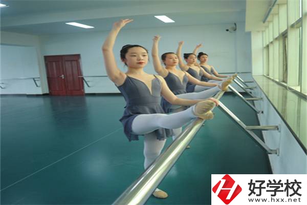 湖南有哪些藝校值得推薦？藝術(shù)專業(yè)好就業(yè)嗎？