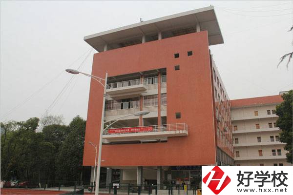 湘西有沒(méi)有可以直接中專升大專的師范職校？