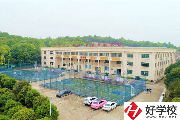 長(zhǎng)沙市湘華中等職業(yè)學(xué)校國防預(yù)備役專業(yè)怎么樣？