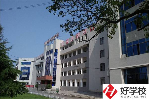 岳陽排名靠前的公辦中專有哪些？有什么辦學(xué)優(yōu)勢？