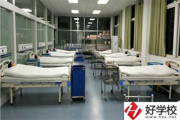 株洲哪些中職學(xué)校管理比較嚴(yán)格？校園環(huán)境怎么樣？