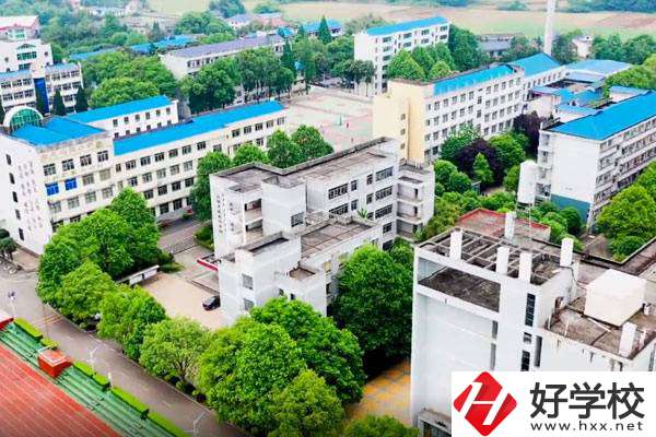 湖南瀏陽(yáng)有什么好的中?？梢酝扑]？學(xué)什么專業(yè)好？