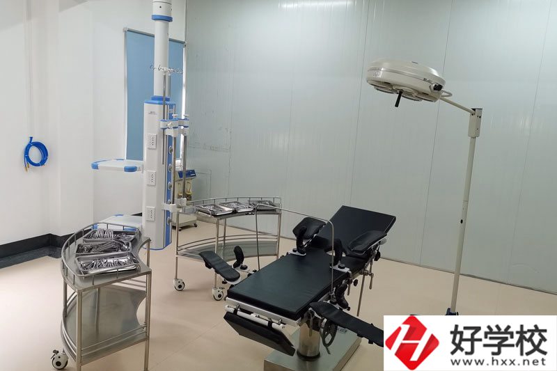衡陽市瀟湘衛(wèi)生中等專業(yè)學(xué)校有哪些特色專業(yè)？
