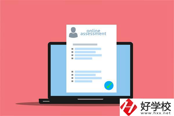 在湖南選職校要不要看招生簡(jiǎn)章？有什么內(nèi)容？