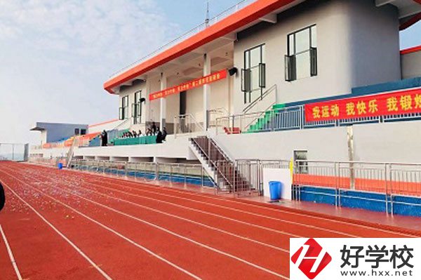 瀏陽市中協(xié)高新科技學(xué)校有哪些特色專業(yè)？就業(yè)前景如何？