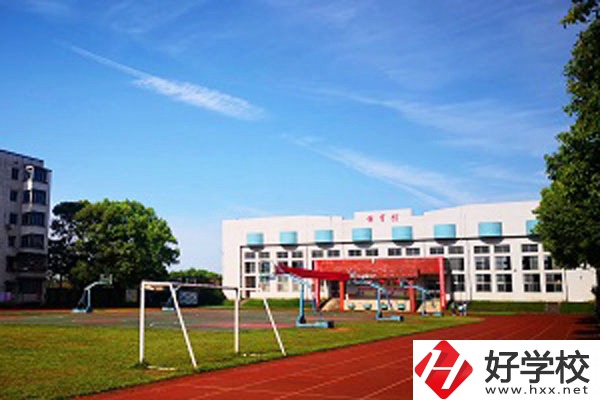 初中畢業(yè)后打算在湘潭讀中專，有哪些好學校推薦？