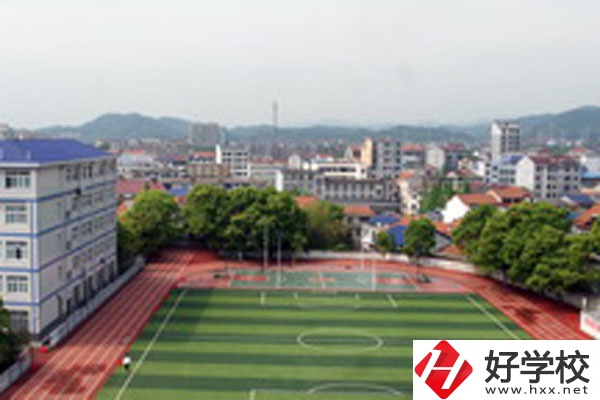 臨湘市職業(yè)中專(zhuān)學(xué)校有哪些專(zhuān)業(yè)？