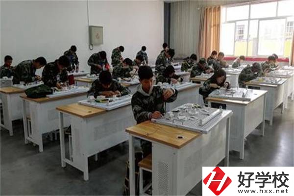耒陽(yáng)除了耒陽(yáng)師范外還有哪些中職學(xué)?？梢赃x擇？