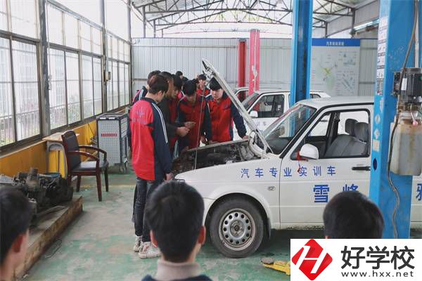 邵陽市雪峰博雅職業(yè)學校是什么學校？有什么辦學優(yōu)勢？