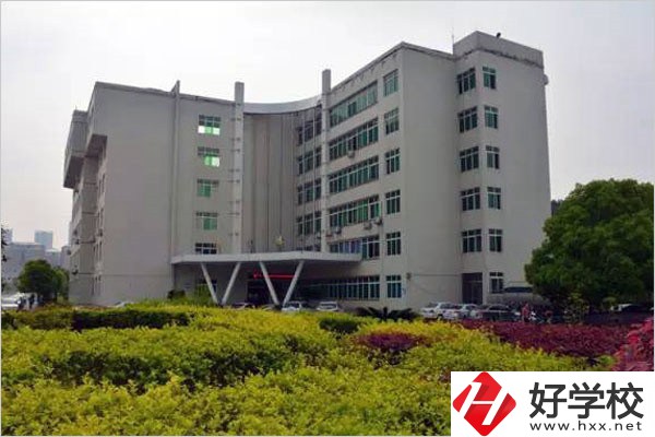 懷化有沒有五年制大專？可以學哪些專業(yè)？