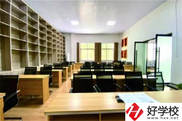邵陽共有多少所職高可以選擇？哪所辦學(xué)條件最好？