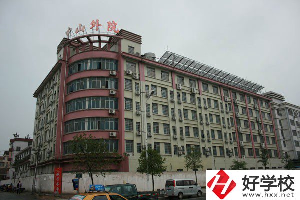 常德中山外語職業(yè)學校有哪些辦學亮點？