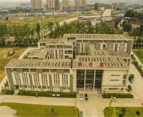 南充職業(yè)技術(shù)學(xué)校在什么地方呢？