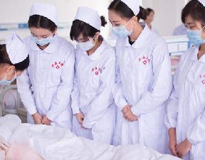 男生讀護理專業(yè)好就業(yè)嗎？