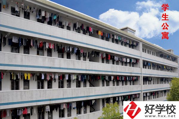 益陽有國家重點(diǎn)中專嗎?中?？缡凶x行不行?