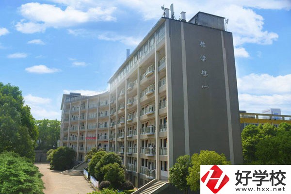 長沙學(xué)費便宜的中專有哪些？有什么招生專業(yè)？
