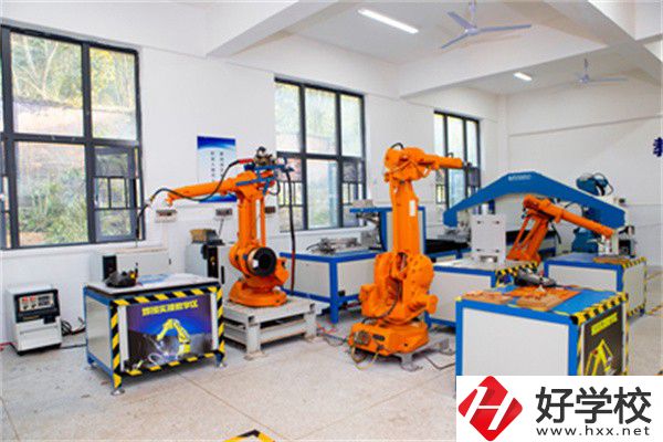 邵陽市機電職業(yè)技術學校的師資力量怎么樣？