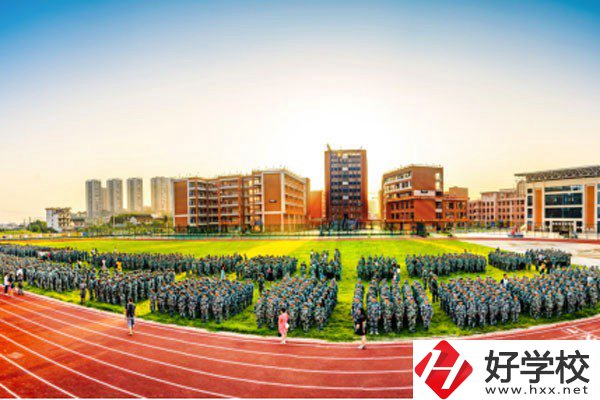 新化縣楚怡工業(yè)學(xué)校有升學(xué)班嗎？升學(xué)率是多少？