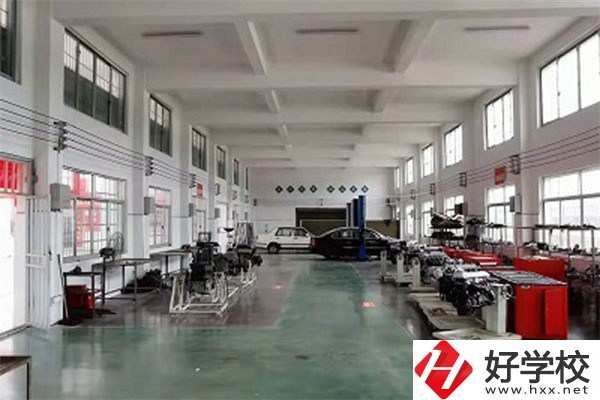 婁底市最好的公辦中專是哪所？有什么辦學(xué)特色？