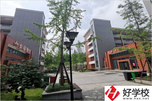 湖南中考成績一般什么時候出來？有什么中職推薦？
