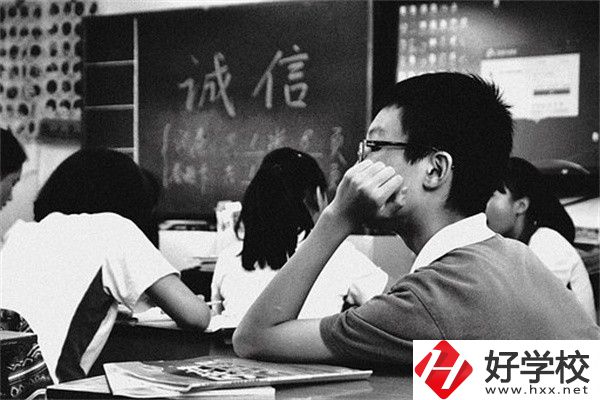 湖南中專該如何擇校？有什么報(bào)名流程？