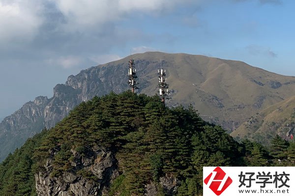懷化工業(yè)中等學(xué)校專業(yè)怎么樣？畢業(yè)后前景如何？