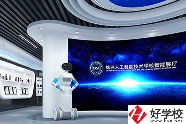 株洲人工智能職業(yè)學校師資力量怎么樣？有哪些優(yōu)秀教師？
