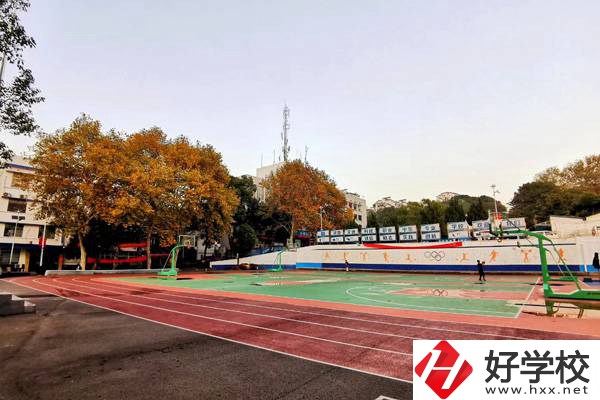 湖南省交通科技職業(yè)中專學(xué)校的培養(yǎng)方式如何？
