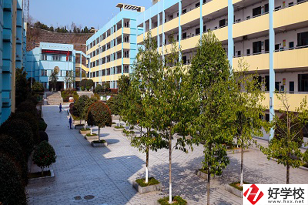 長(zhǎng)沙財(cái)經(jīng)學(xué)校有哪些專業(yè)？