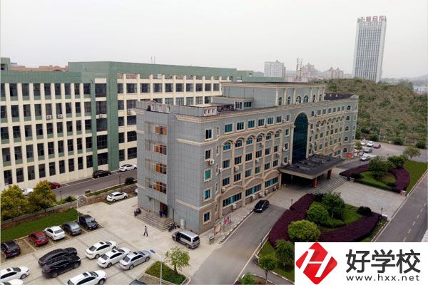婁底有幾所技校？哪一所好些？