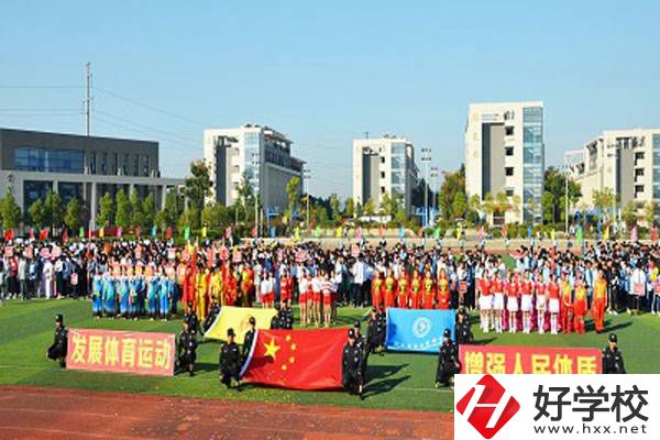 株洲市商業(yè)中專學(xué)校怎么樣？有什么報名條件？
