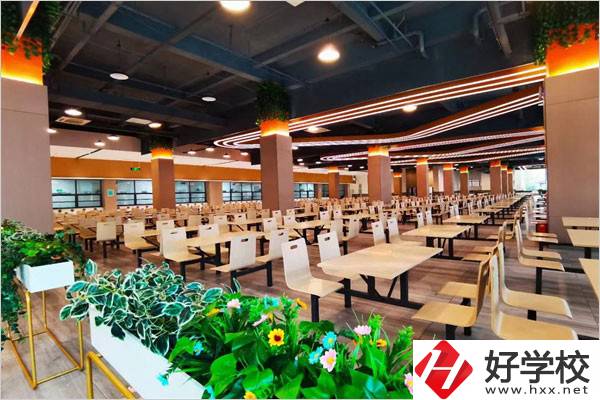 湖南華科技工學(xué)校好不好？地址在哪？